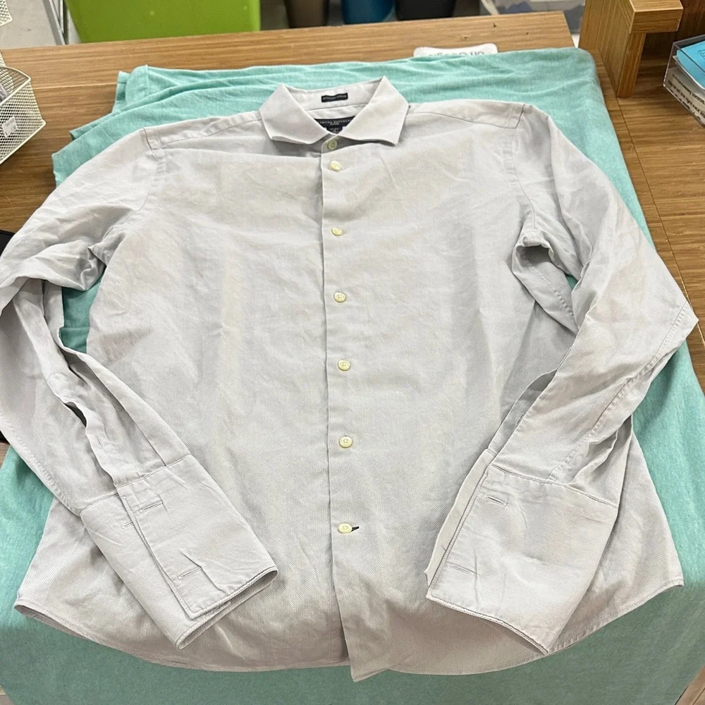 Banana Republic Men's Casual Button Down Shirts - bundle of 7 shirts